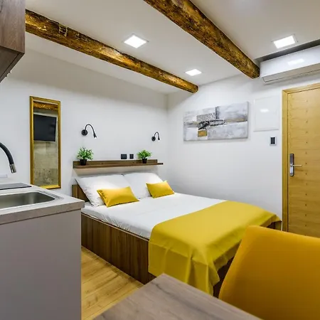 Urban Apartments With Sauna Zára Kültér fotó