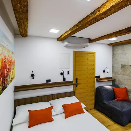 Urban Apartments With Sauna Zára Kültér fotó
