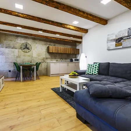 Urban Apartments With Sauna Zára Kültér fotó