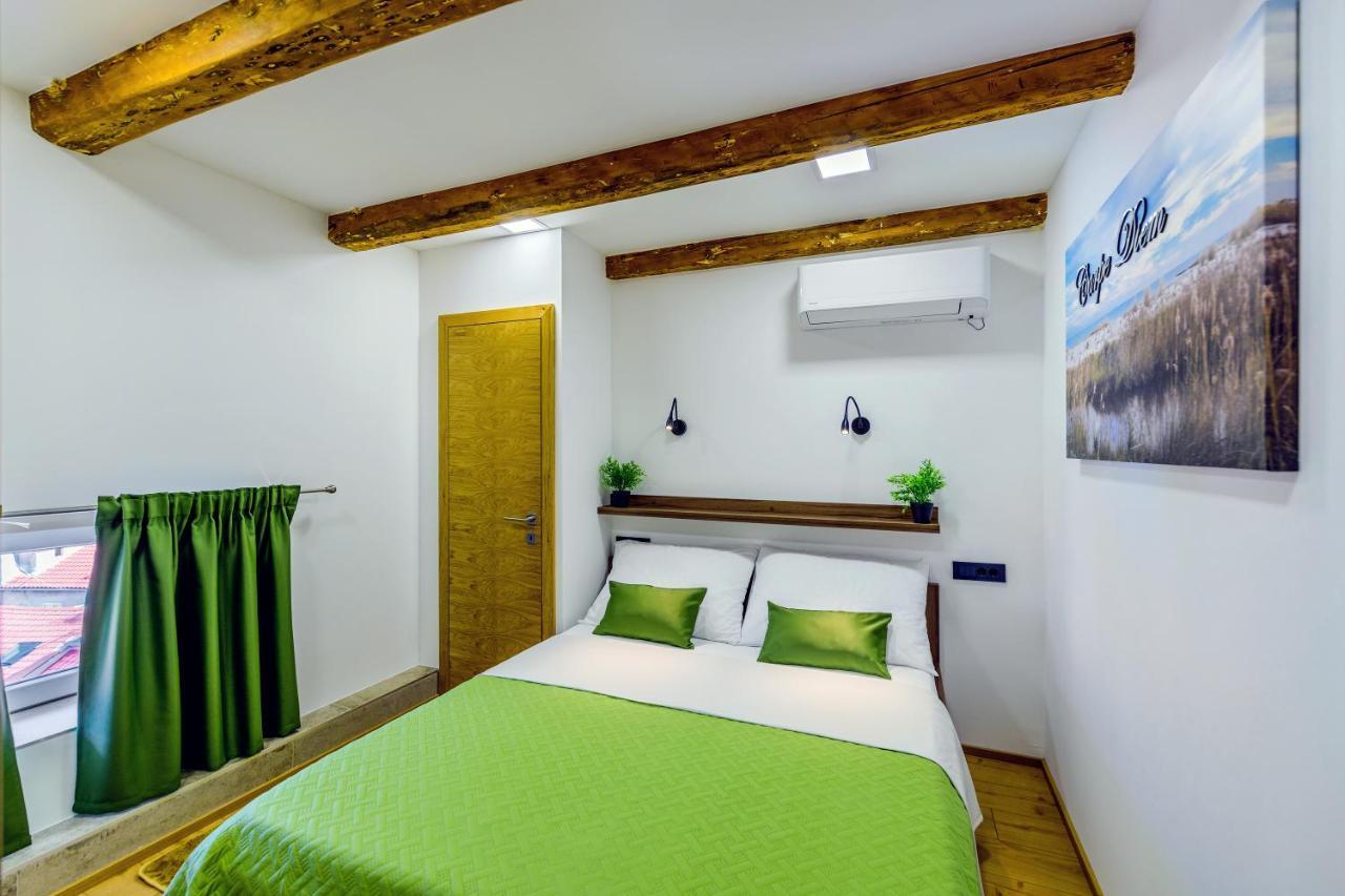 Urban With Sauna Apartman
